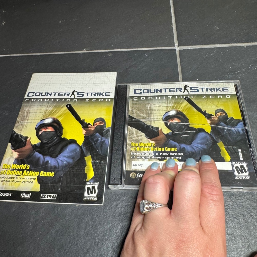 Counter-Strike Condition Zero PC Game 2-Disc Set with Manual Valve Sierra 2004